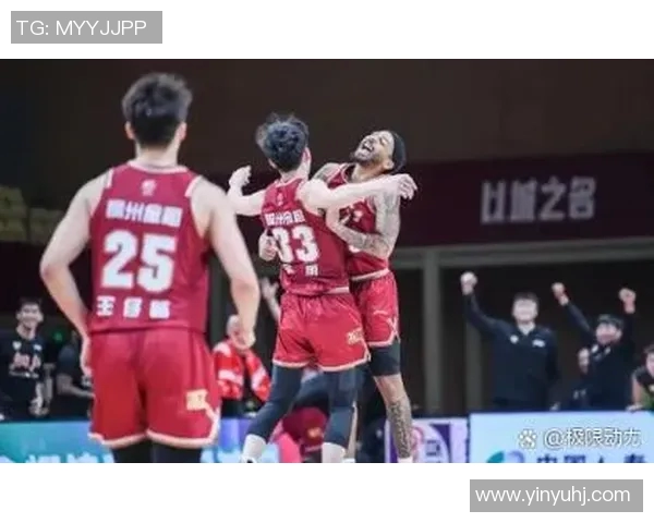 CBA季后赛激战正酣谁能突破重围最终捧起冠军奖杯