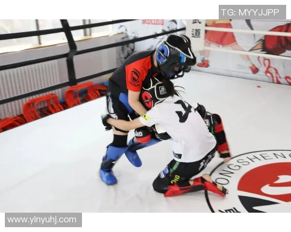 MMA格斗之夜:KO瞬间集锦